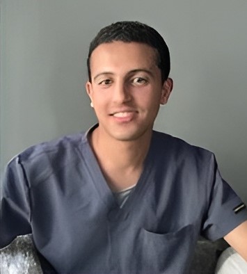 الشاعر محمود أحمد عبد الله